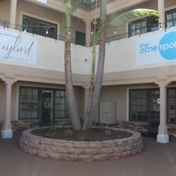 Taylor'd Skin Studio - Taylor'd (on the left); our acne clinic (on the right)
