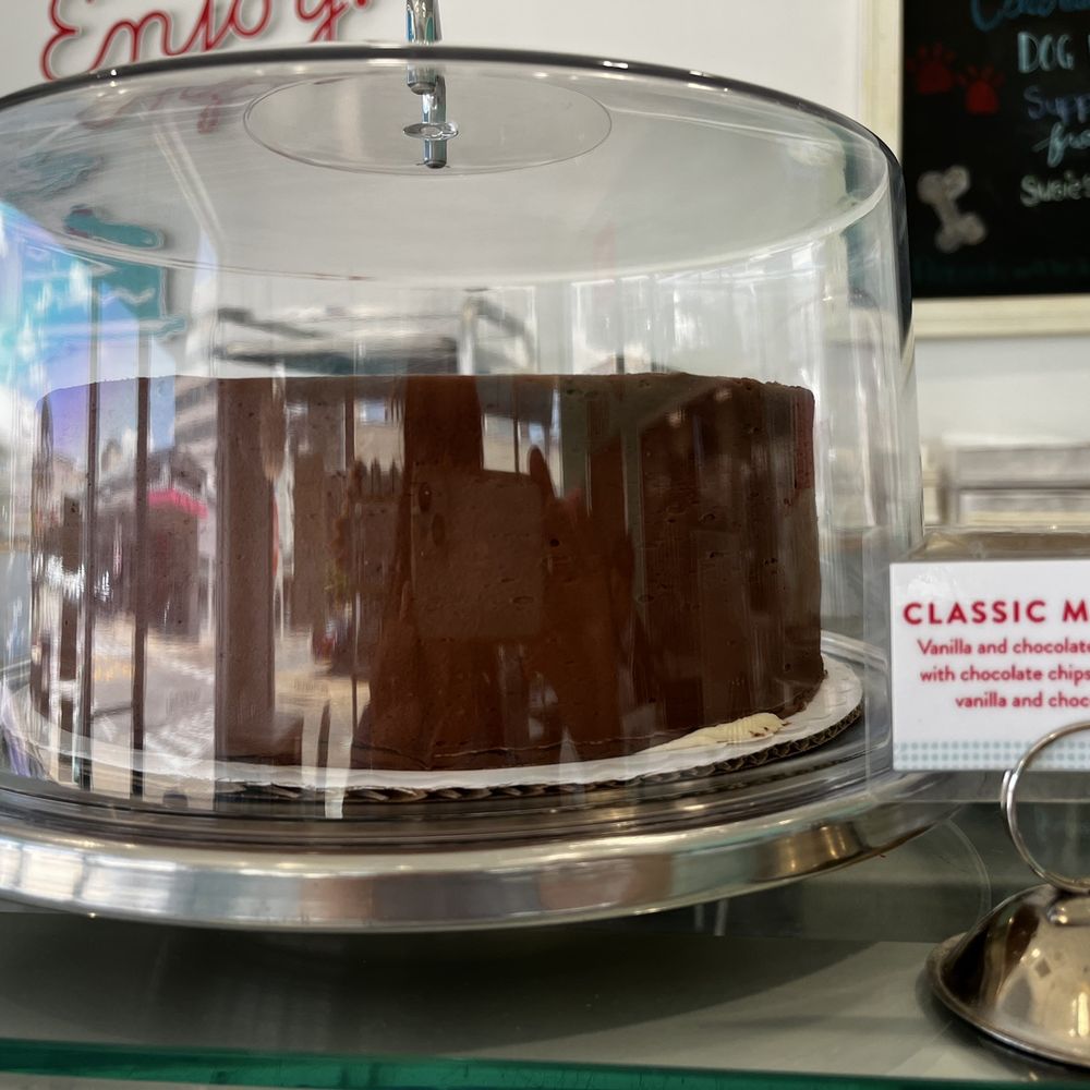 Susie Cakes - Bakeries Near Me - Dallas, Texas Susie Cakes - Bakeries Near Me - Dallas, Texas