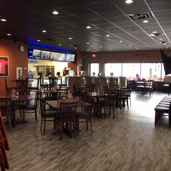 Sumburger - the inside of a restaurant - Burgers Near Me - Chillicothe, Ohio