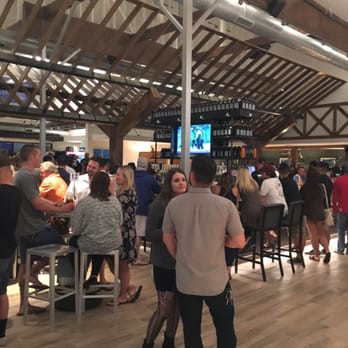 Ballast Point Brewing Long Beach - Love the large open space - Breweries Near Me - Long Beach, California
