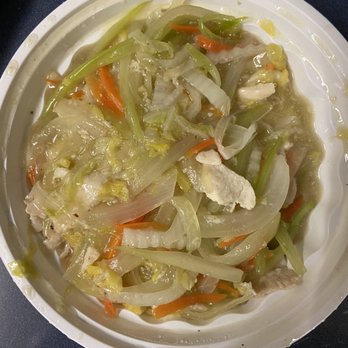 Dragon Town - 37. Chicken Chow Mein- - Chinese Near Me - Bellevue, Pennsylvania