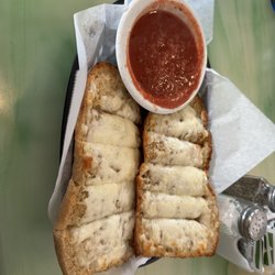 Larson’s Pizza Joint - Cheesy Bread