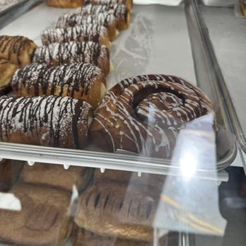 La Reyna Bakery - Bakeries Near Me - Rohnert Park, California La Reyna Bakery - Bakeries Near Me - Rohnert Park, California