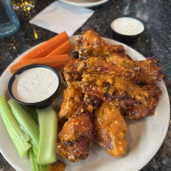 Kilroy's Bar N' Grill - Wings - Spicy Garlic 9.1-10 - Sports Bars Near Me - Indianapolis, Indiana Kilroy's Bar N' Grill - Wings - Spicy Garlic 9.1-10 - Sports Bars Near Me - Indianapolis, Indiana