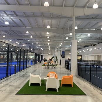 Epic Athletic Club - Hanging out area - Pickleball Near Me - Sunrise, Florida Epic Athletic Club - Hanging out area - Pickleball Near Me - Sunrise, Florida
