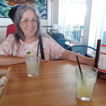 Smash Daddy's - Pahoa Smash Daddy's margaritas and single patty burger plate. - Burgers Near Me - Pāhoa, Hawaii Smash Daddy's - Pahoa Smash Daddy's margaritas and single patty burger plate. - Burgers Near Me - Pāhoa, Hawaii