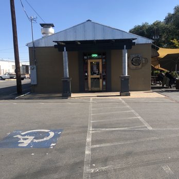 Gloria’s Cafe - The front - Breakfast & Brunch Near Me - Reno, Nevada