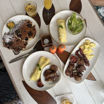 Monkeypod Kitchen - Girl brunch - Tacos Near Me - Honolulu, Hawaii