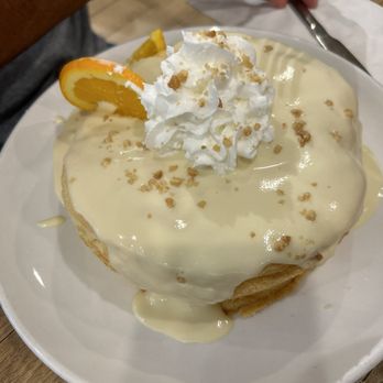 Aloha Kitchen - Coconut Mac Souffle - Breakfast & Brunch Near Me - Honolulu, Hawaii