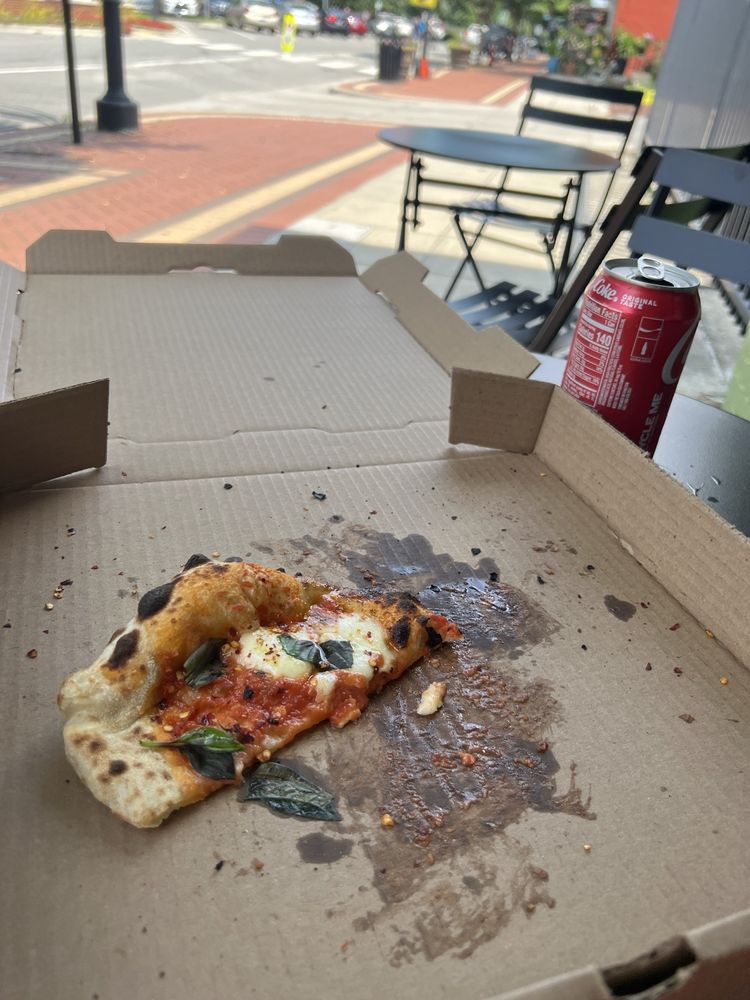 Brick’s Woodfired Pizza Co. Image