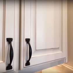 Austinologie Faux Painting - Custom Kitchen Cabinet Refinishes