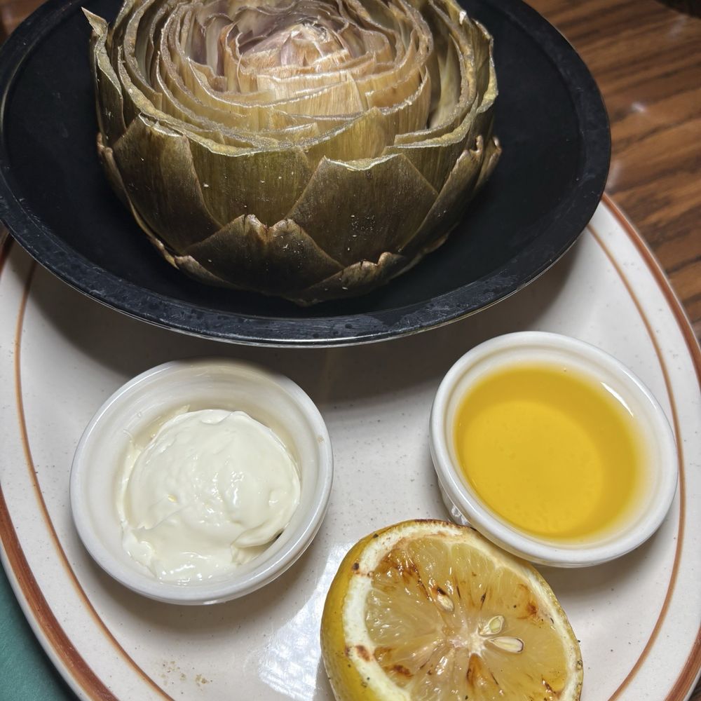 Captains Anchorage - Nice large artichoke - Seafood Near Me - Big Bear Lake, California