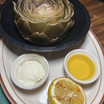 Captains Anchorage - Nice large artichoke - Seafood Near Me - Big Bear Lake, California