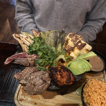 Anayas - Molcajete de Carnes (huge!!) - Mexican Near Me - Pasadena, California