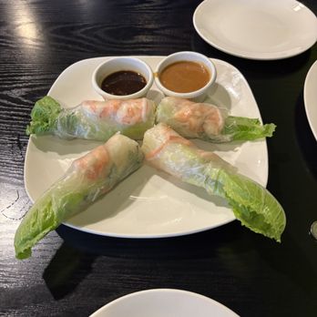 Dee Kitchen - Fresh spring rolls with shrimp - Thai Near Me - Idaho Falls, Idaho Dee Kitchen - Fresh spring rolls with shrimp - Thai Near Me - Idaho Falls, Idaho