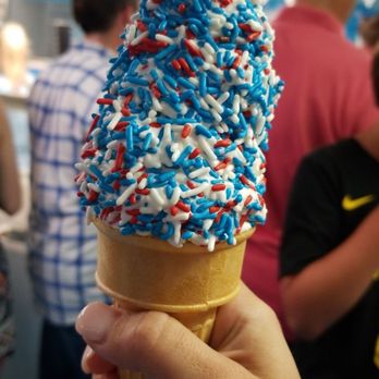 Skipper Dipper - Regular sized vanilla soft serve with rainbow sprinkles on a sugar cone - Ice Cream & Frozen Yogurt Near Me - Long Beach Township, New Jersey Skipper Dipper - Regular sized vanilla soft serve with rainbow sprinkles on a sugar cone - Ice Cream & Frozen Yogurt Near Me - Long Beach Township, New Jersey