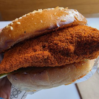 Super Duper Burgers - Fried chicken sandwich - Burgers Near Me - San Mateo, California Super Duper Burgers - Fried chicken sandwich - Burgers Near Me - San Mateo, California