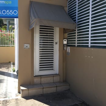 Casa Barbeiro - It's on the third floor of this building. - Barbers Near Me - San Juan, Puerto Rico