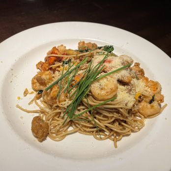Yard House - Lobster Garlic Noodles - New American Near Me - Atlanta, Georgia Yard House - Lobster Garlic Noodles - New American Near Me - Atlanta, Georgia
