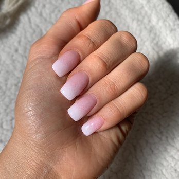 Lumera Nail Salon - Ombré dip with extension - Nail Salons Near Me - Chicago, Illinois Lumera Nail Salon - Ombré dip with extension - Nail Salons Near Me - Chicago, Illinois