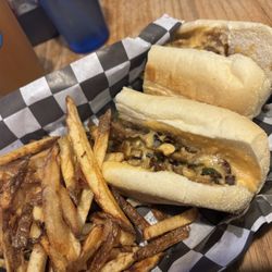 Lake House Bar And Grill - Philly cheese steak