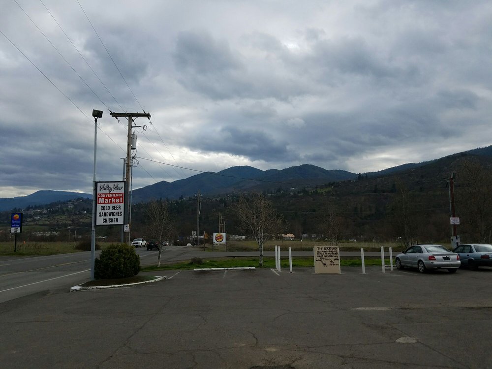 SHELL GAS Updated June 2024 461 S Valley View Rd, Ashland, Oregon Gas Stations Phone