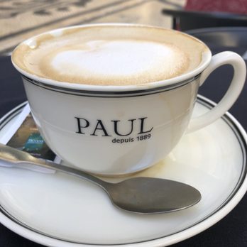 Paul - Large latte - Bakeries Near Me - Lisbon, 11