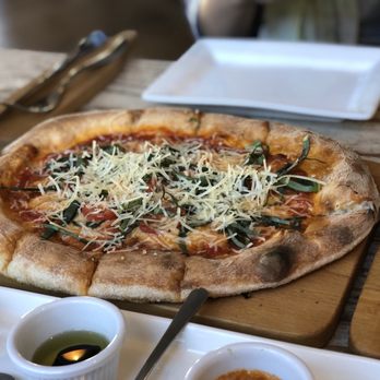 Pan di Bacco - Pizza margarita - Italian Near Me - Cabo San Lucas, BCS Pan di Bacco - Pizza margarita - Italian Near Me - Cabo San Lucas, BCS