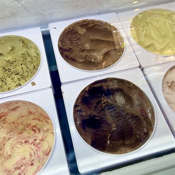 Scoops Ice Cream & Candy - Ice Cream - Ice Cream & Frozen Yogurt Near Me - Kenosha, Wisconsin Scoops Ice Cream & Candy - Ice Cream - Ice Cream & Frozen Yogurt Near Me - Kenosha, Wisconsin