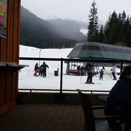 Slopeside Dining