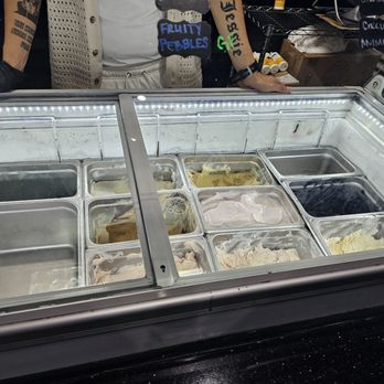 Black+White Modern Creamery - Ice Cream & Frozen Yogurt Near Me - San Antonio, Texas