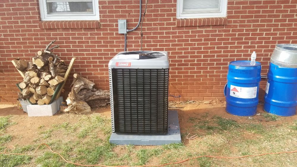 Slide of Holliday Plumbing, Heating & Air