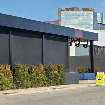 Doc B's Restaurant + Bar - Outside the restaurant which you can enter outside or through the mall - Bars Near Me - Indianapolis, Indiana