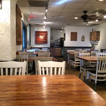 Iron Rooster - Inside the restaurant - Cocktail Bars Near Me - Annapolis, Maryland
