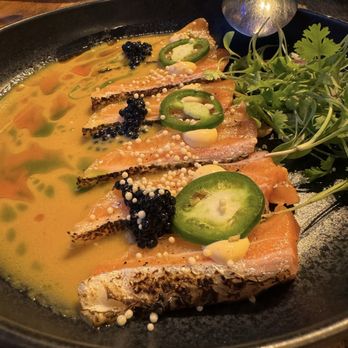 Marabunda - Delicious salmon - Spanish Near Me - Seville, SE
