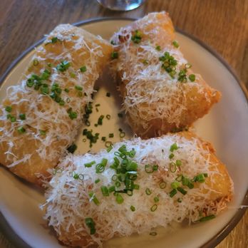 Bridgette Bar - Bars Near Me - Calgary, Alberta Bridgette Bar - Bars Near Me - Calgary, Alberta