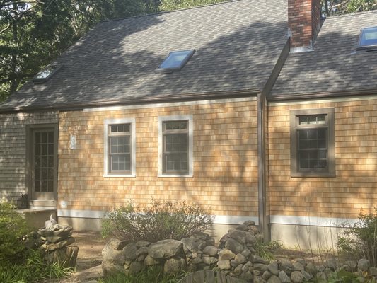 New Windows and Doors save you Energy and Money - Over 30 years experienc in expert window installation. Call today.