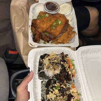 Da Kitchen Maui - Mixed Plate and Kalbi Tacos - Hawaiian Near Me - Kihei, Hawaii Da Kitchen Maui - Mixed Plate and Kalbi Tacos - Hawaiian Near Me - Kihei, Hawaii