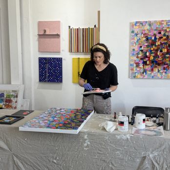 Artspace Warehouse - Shiri Phillips- demo painting event - Art Galleries Near Me - Los Angeles, California