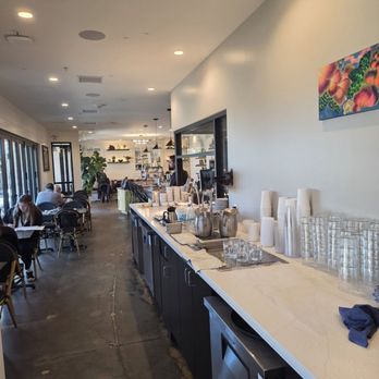 The Cottage Del Mar - Interior -- Service Area & Indoor Tables - Sandwiches Near Me - Del Mar, California The Cottage Del Mar - Interior -- Service Area & Indoor Tables - Sandwiches Near Me - Del Mar, California