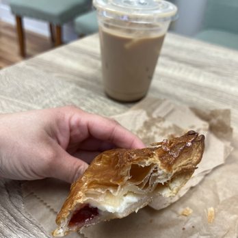 Cafecito - Iced caramel cafecito coffee, guava/cheese pastry - Cuban Near Me - Charleston, South Carolina Cafecito - Iced caramel cafecito coffee, guava/cheese pastry - Cuban Near Me - Charleston, South Carolina