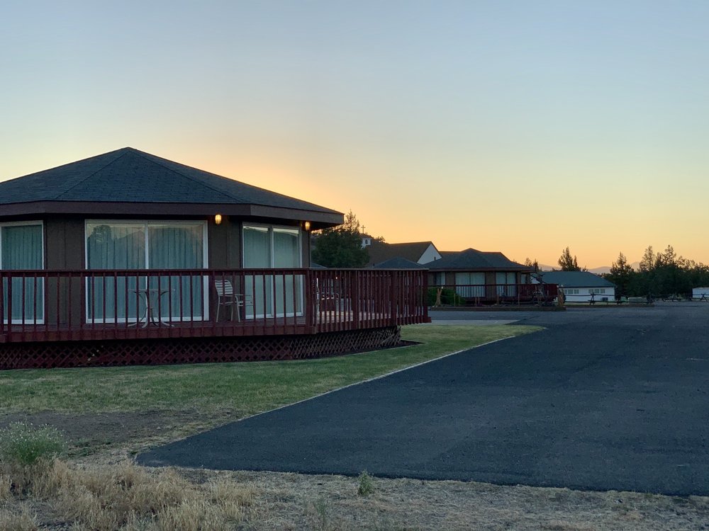 SUNVIEW MOTEL & RESORT Updated July 2024 13 Photos 5010 SW Clubhouse Rd, Crooked River