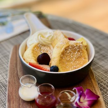 Waikiki Leia - Soufflé pancakes - Wedding Chapels Near Me - Honolulu, Hawaii Waikiki Leia - Soufflé pancakes - Wedding Chapels Near Me - Honolulu, Hawaii