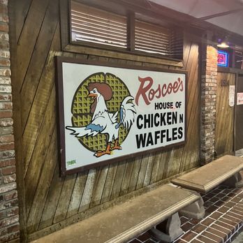 ROSCOE’S HOUSE OF CHICKEN & WAFFLES - HOLLYWOOD - 3631 Photos & 4496