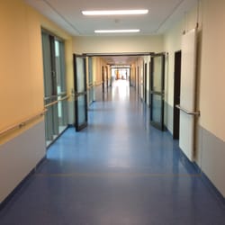 Allgem. Krankenhaus Barmbek - Krankenhausflure -leider meist karg...
