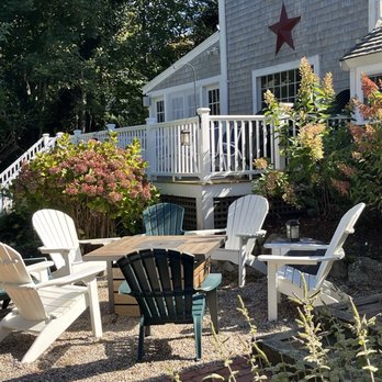 Sea Meadow Inn - Bed & Breakfast Near Me - Brewster, Massachusetts Sea Meadow Inn - Bed & Breakfast Near Me - Brewster, Massachusetts