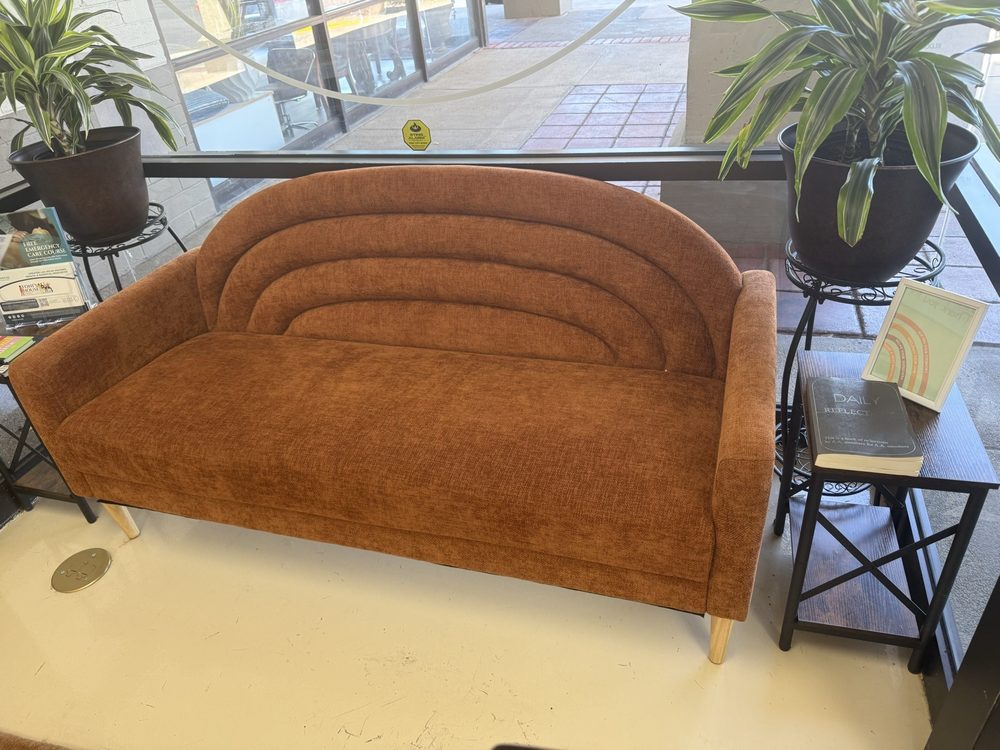 The Blooming Bistro - Photo 2