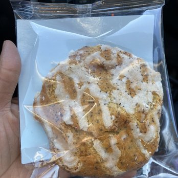 Dutch Bros Coffee - Lemon Poppyseed Muffin Top - Juice Bars & Smoothies Near Me - Cedar Hill, Texas