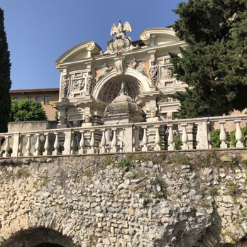 Villa d'Este - Landmarks & Historical Buildings Near Me - Tivoli, RM