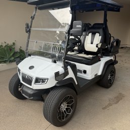 2025 Evolution Golf Cart 2+2 2025 Evolution Golf Cart 2+2